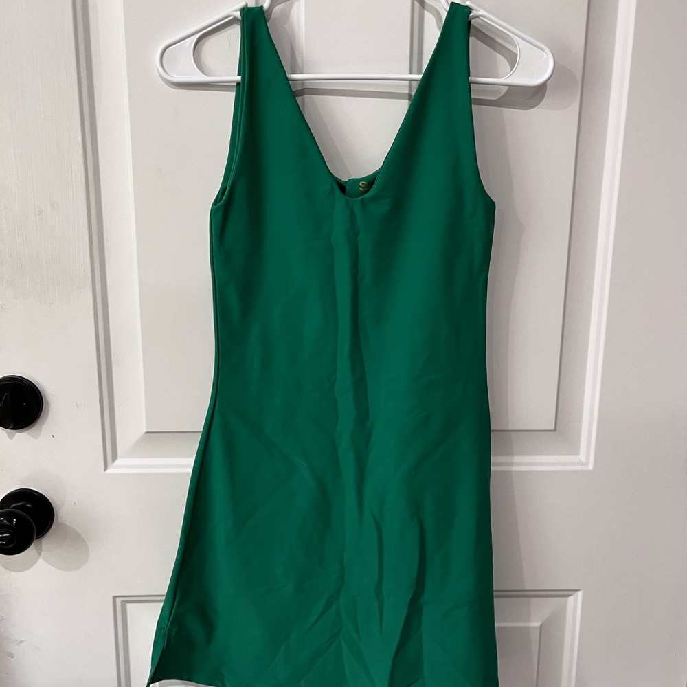 Skatie Emerald Green Sheath Mini Dress V-Neck Sleeveless